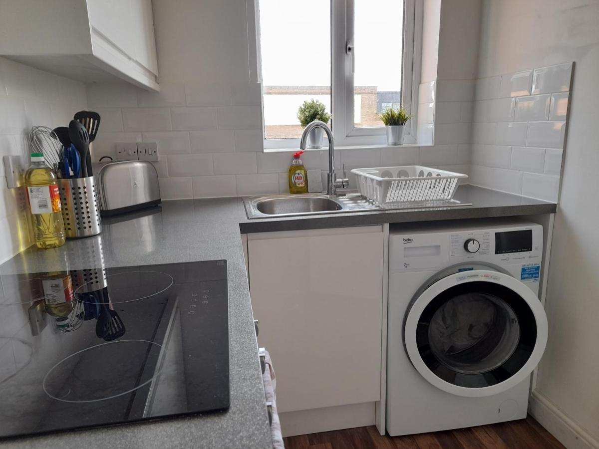 Gracenote Properties Hemel Hempstead - Serviced Apartment With Free Parking Extérieur photo